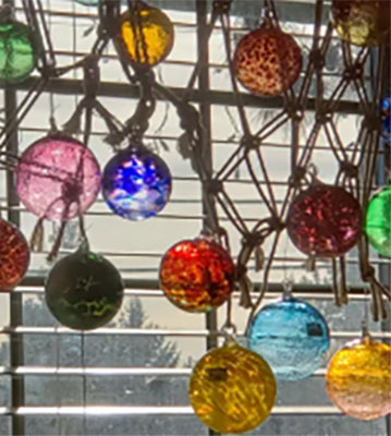 First slide AD Glass & Design Home